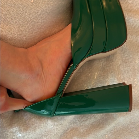 70s disco vintage style 6 inch Green Platform Heels - see measurements f… - Picture 17 of 17